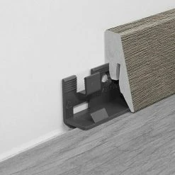 Aktion ⌛ BAUHAUS LOGOCLIC Sockelleiste K40 C Eiche Fondi 2,6 M X 19 Mm X 40 Mm, Gerade ❤️