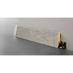 Aktion 😍 BAUHAUS LOGOCLIC Sockelleiste K58 C Foundation 2,6 M X 18 Mm X 58 Mm, Gerade ✨