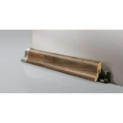 Angebote ⭐ BAUHAUS LOGOCLIC Sockelleiste K40 Kastanie Toro 2,6 M X 22 Mm X 40 Mm, Geschwungen ⭐