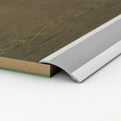 Bester Verkauf 🤩 BAUHAUS LOGOCLIC Anpassprofil 138 Silber, 1 M X 38 Mm, Montageart: Kleben 🥰