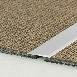 Rabatt 🔥 BAUHAUS LOGOCLIC Übergangsprofil 114 Silber, 1 M X 24 Mm X 2 Mm, Montageart: Kleben 🎁