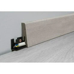 Am billigsten 😍 BAUHAUS LOGOCLIC Aquaprotect Sockelleiste K58 Grace 2,6 M X 18 Mm X 58 Mm, Gerade ⭐