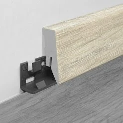 Rabatt 😍 BAUHAUS LOGOCLIC Sockelleiste Off Road 2,6 M X 18 Mm X 49 Mm, Gerade 🥰